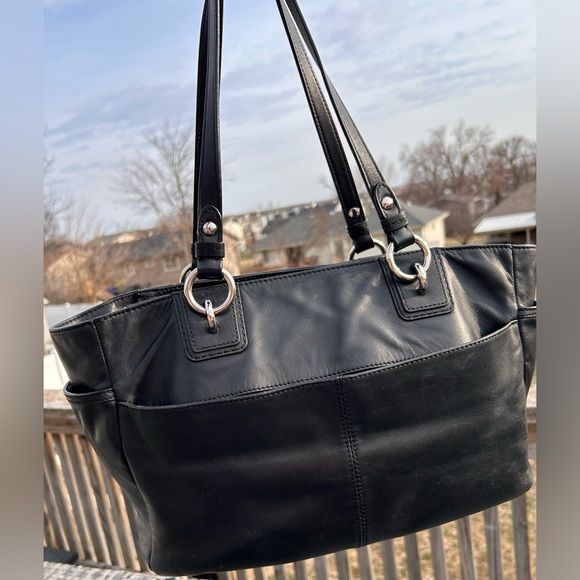 2012 Coach Leather Zip Tote Bag Black Excellent Condition - Picture 2 of 14